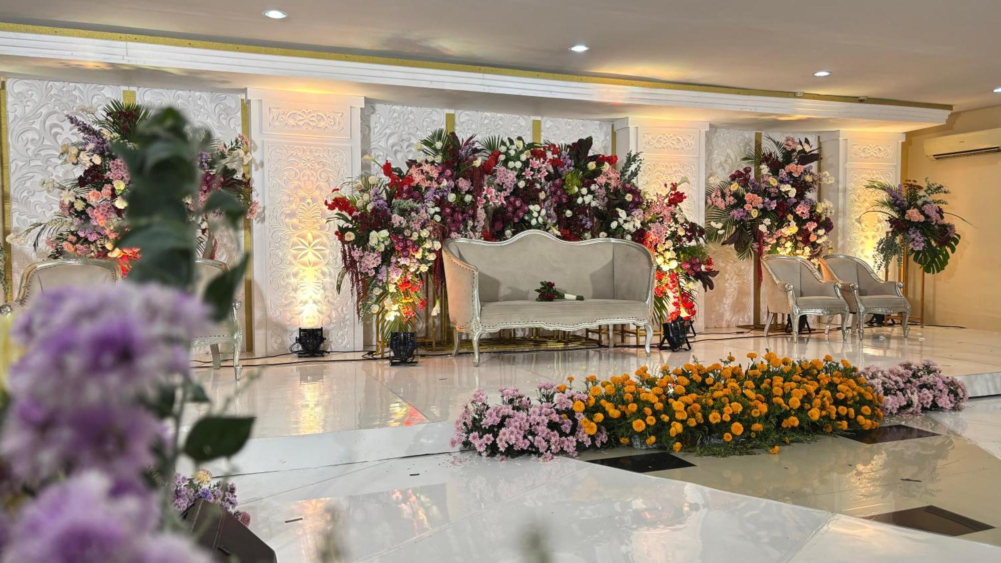 Capital O 1571 Utc Hotel Semarang Exterior foto