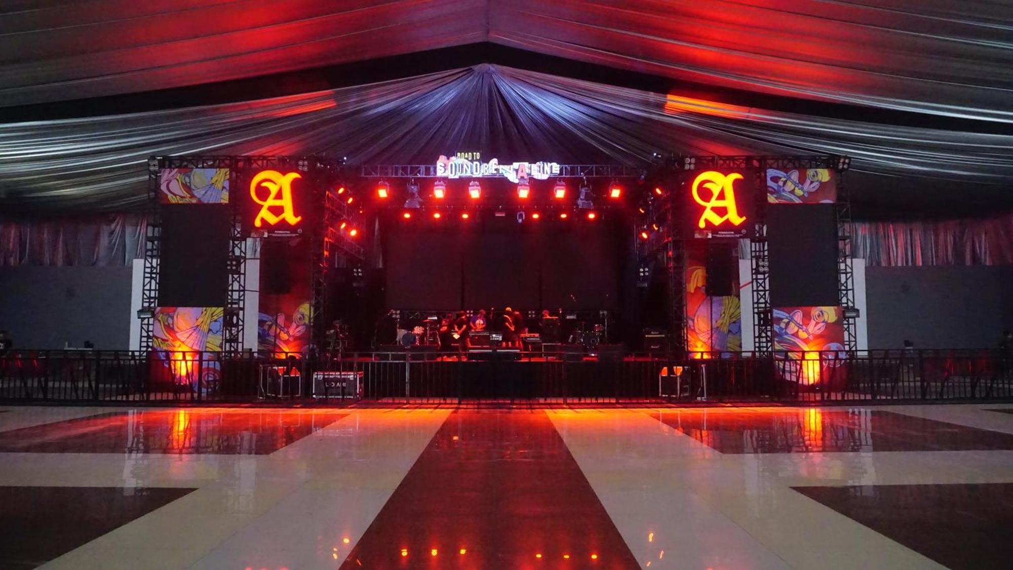 Capital O 1571 Utc Hotel Semarang Exterior foto